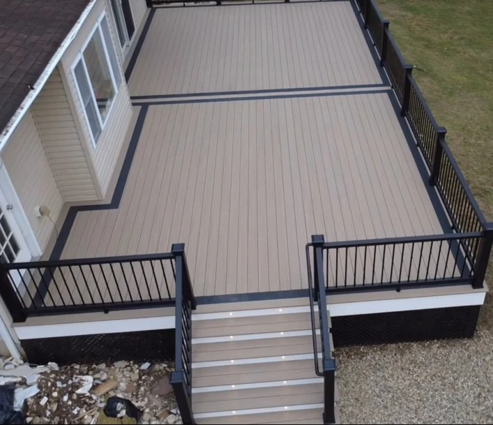 A view from above of the deck layout and its staircase to the yard.